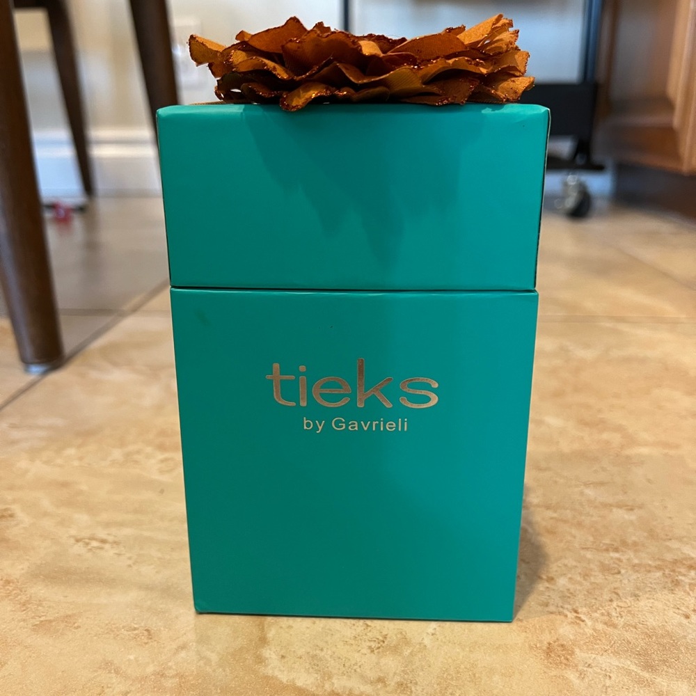 Matte black tieks size 7 with box and bow